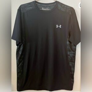 Under Armour Men's Black and Gray Short Sleeve Tee